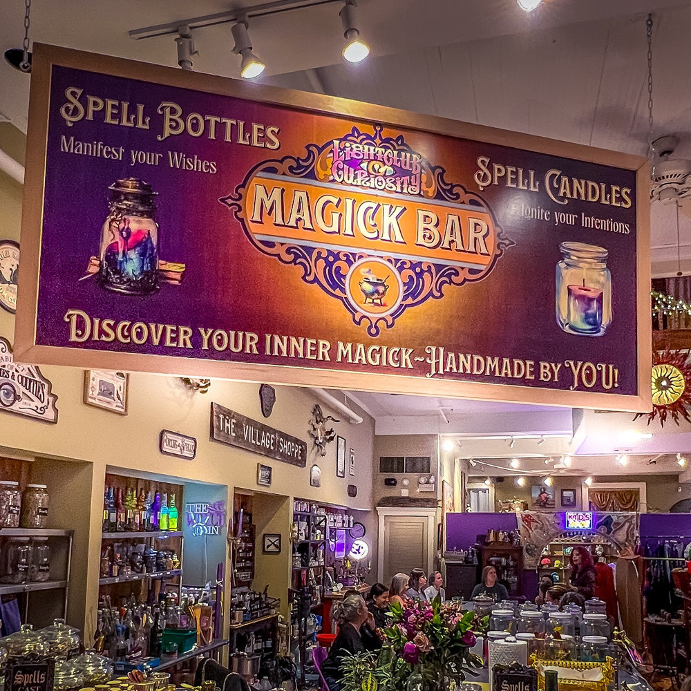 Curiosities and altar objects